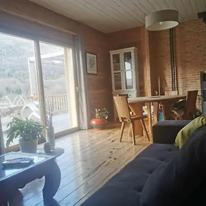  Hébergement de vacances Maison Chaleureuse En Ariege France